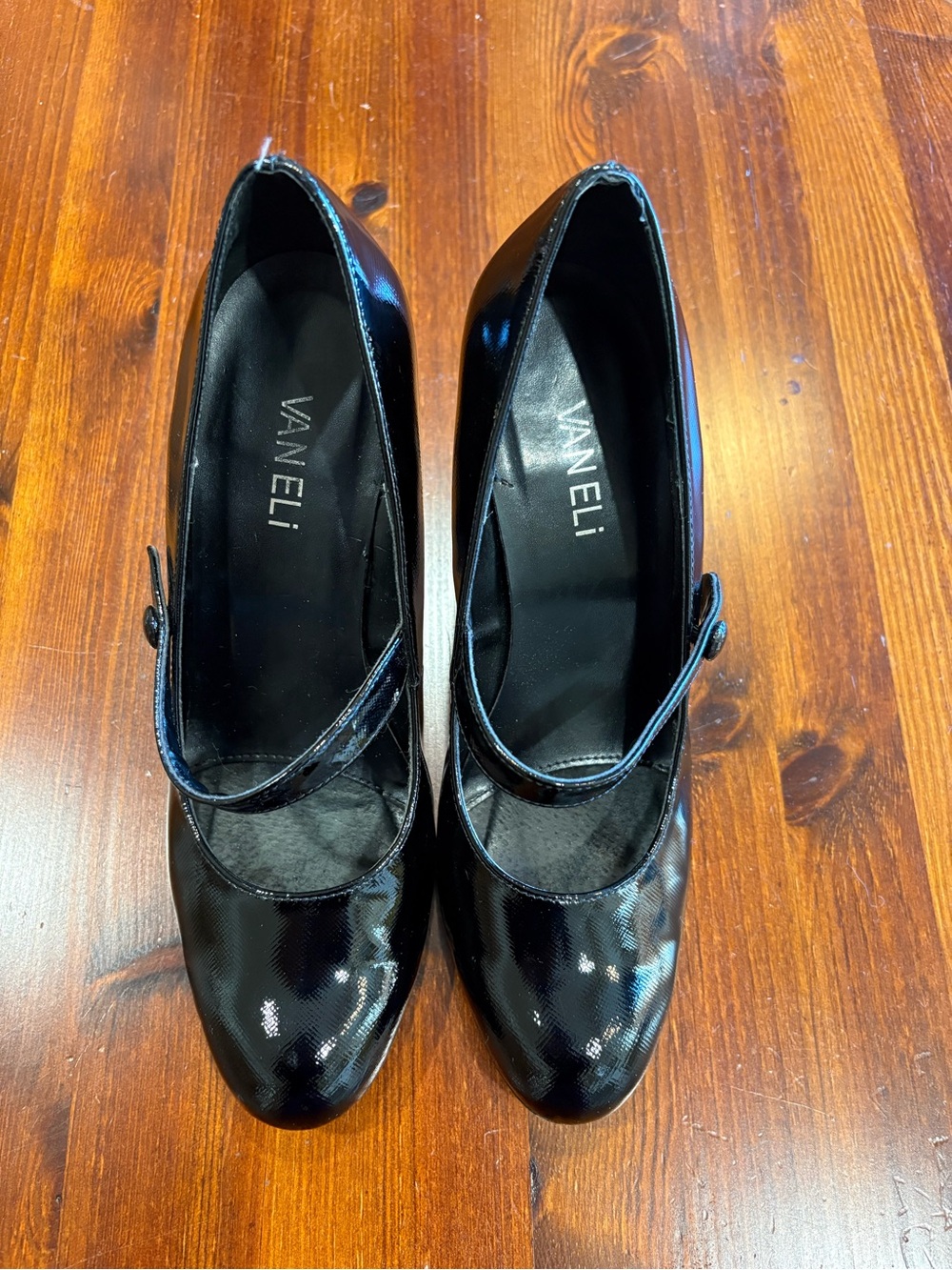 Vaneli Black Patent genuine, leather Mary Jane Pumps with Strap, size 7